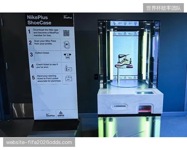 Nike财报显示其DTC业务营收占比预计在2025年达到60%，验证了直面消费者模式对利润增长的强力驱动